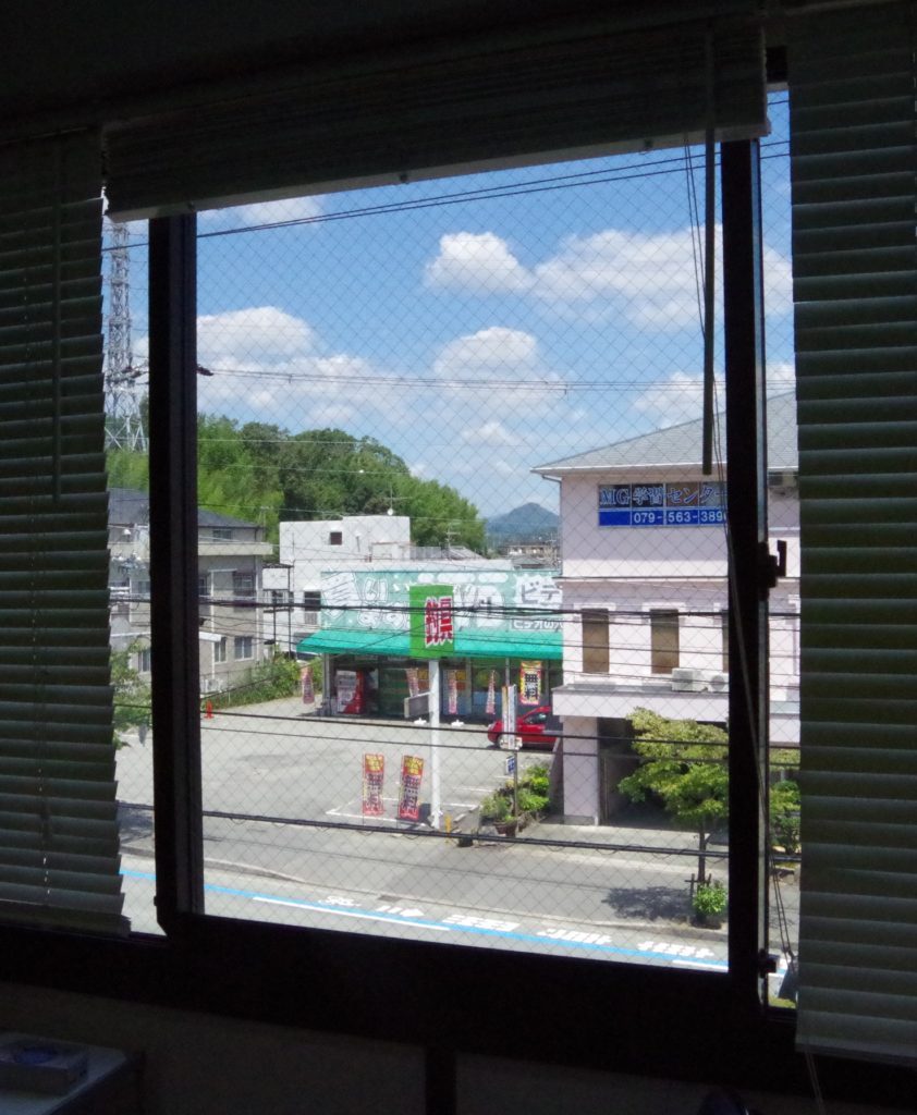 パネル窓用LED十字架取付前